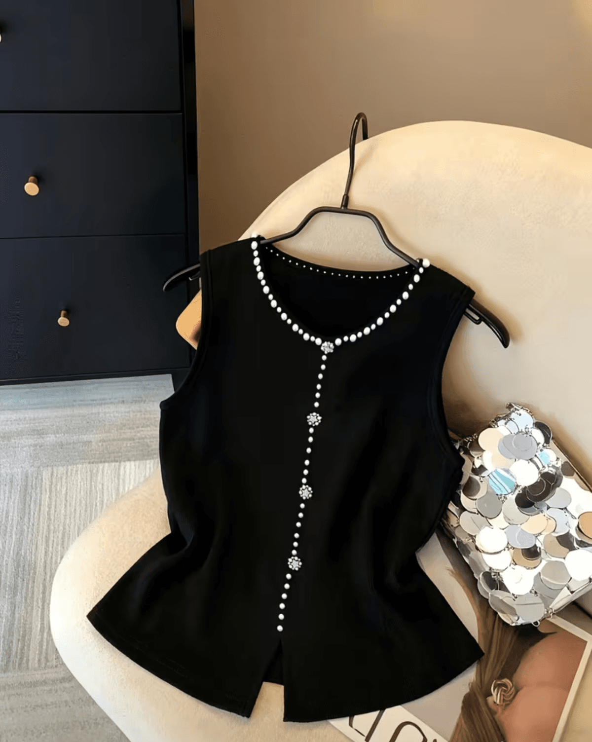 BLUSA ELEGANTE PERLAS NEGRA